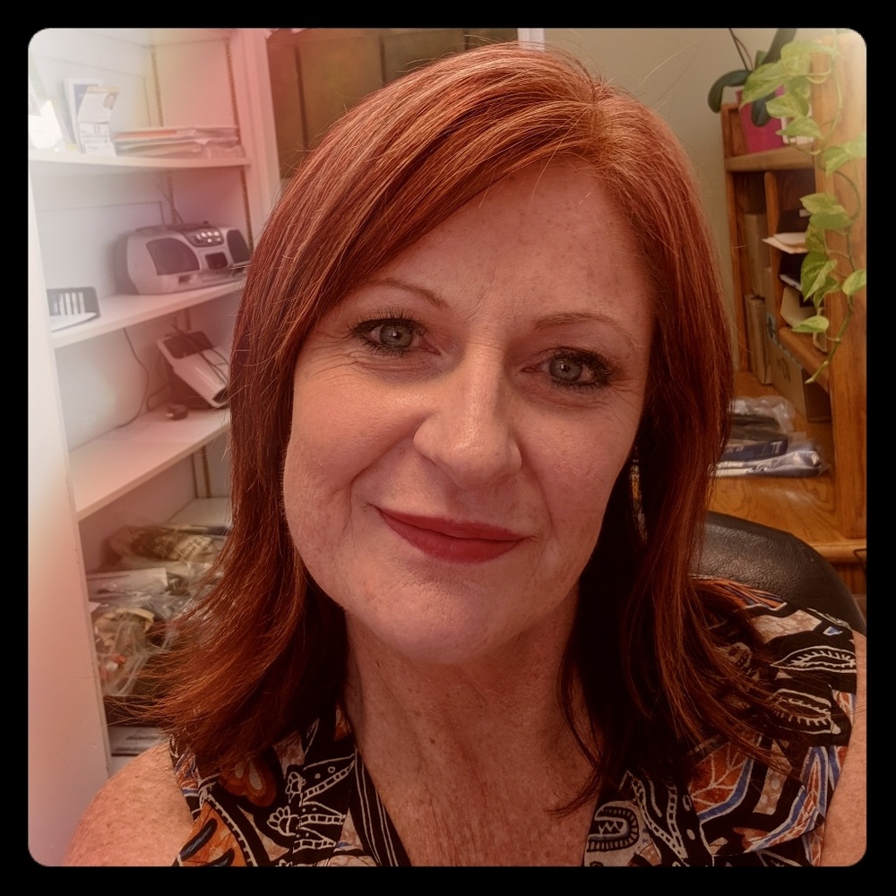 Meet your Posher, Lori